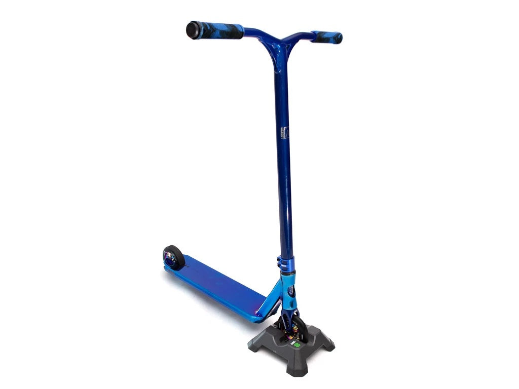 Lucky Scooters, Lucky Axis Limited Edition Pro Scooter Complete - Neo Blue